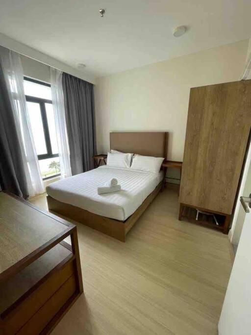 Apartment One Unit With Two Bedrooms At Timurbay